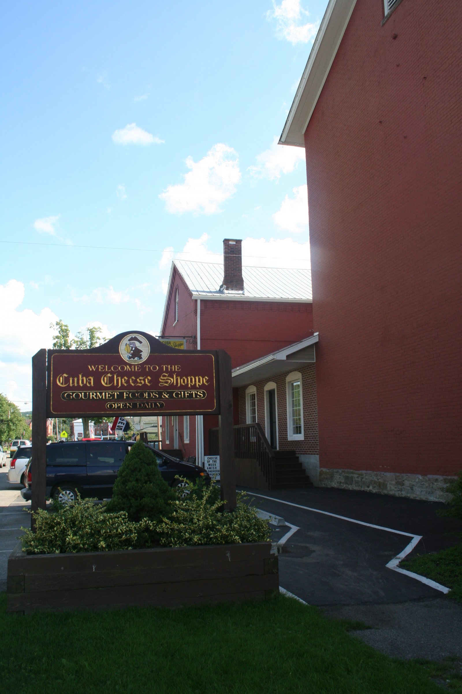 Cuba Cheese Shoppe Sign & building