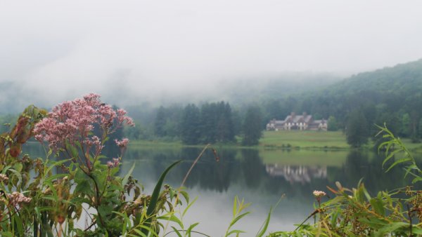 Park Administration Building at Red House Lake in Summer